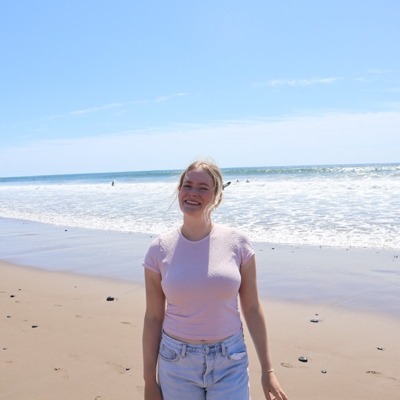 Meet your Posher, Hanna - Picture 1 of 1